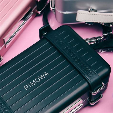 【DIOR × RIMOWA】最新コラボアイテムが11月22日より国内先 